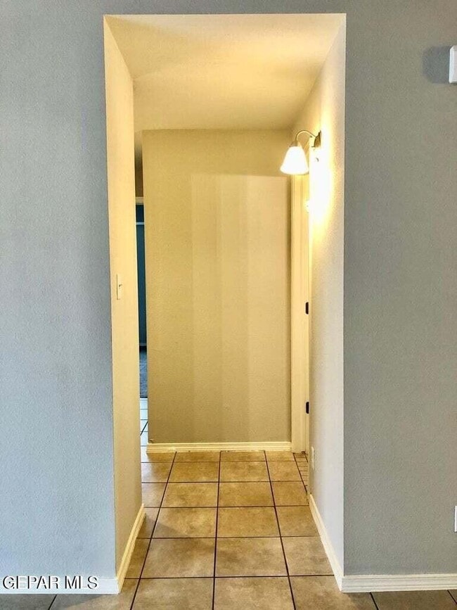 Photo - 14190 William Rodriguez