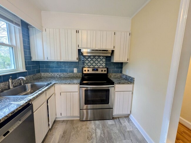 Photo - 1017 Madison Ave