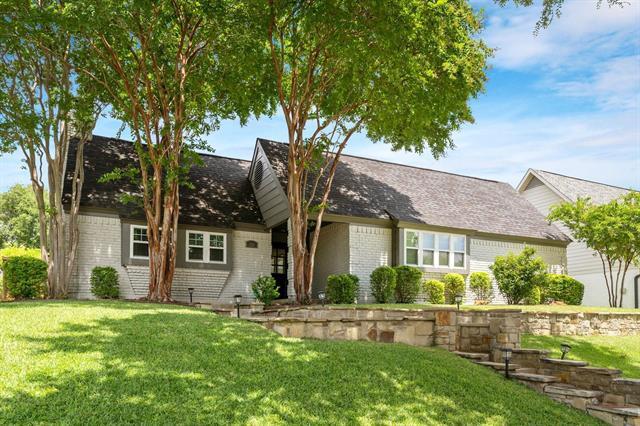 Building Photo - 228 Canyon Valley Dr