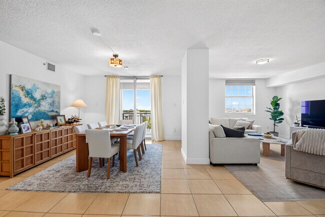 610 Clematis St Unit 700