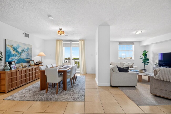 Photo - 610 Clematis St Unit 700