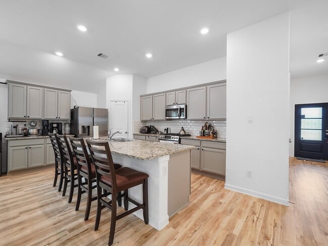 Photo - 6210 Glenwick Park Rd