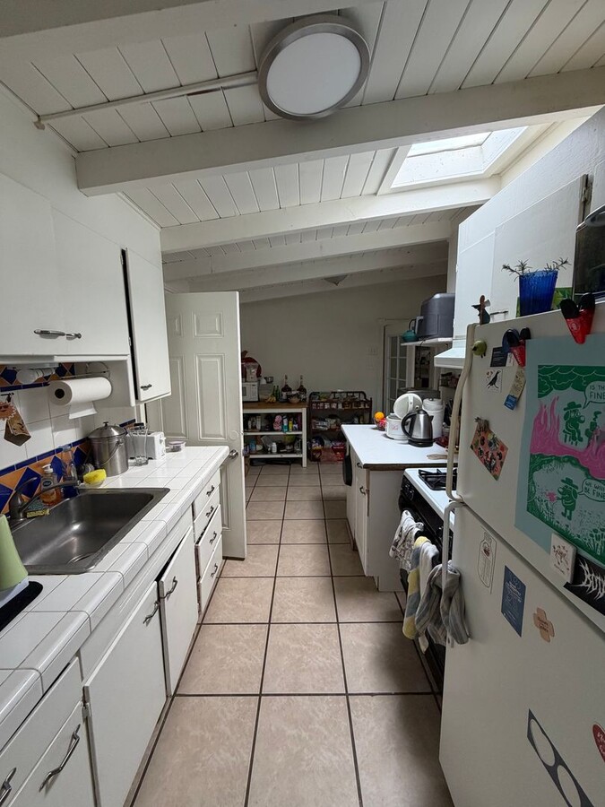 Photo - 744 M St