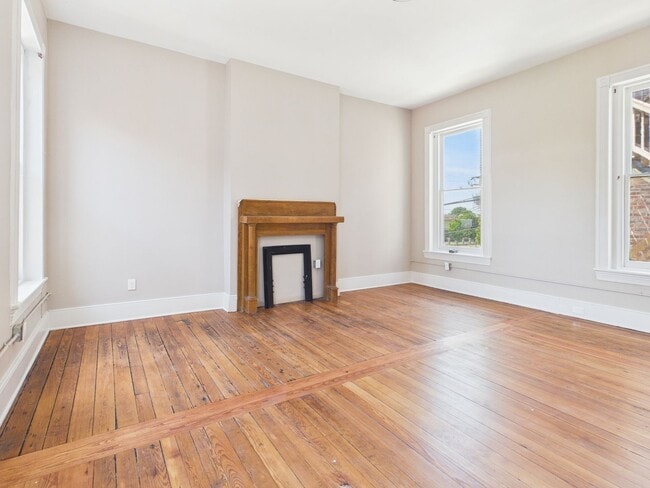Photo - 7 E Franklin St Unit 6