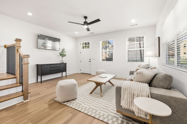 1337 Van Buren Ave Unit SI ID1335209P