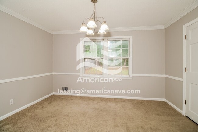 Photo - 512 Smith's Market Rd