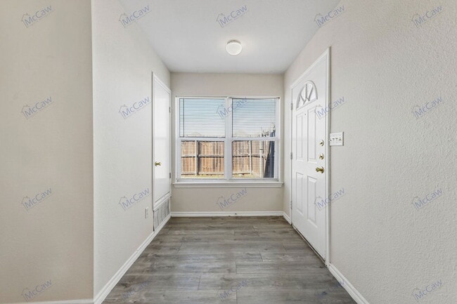 Photo - 10275 Aurora Dr