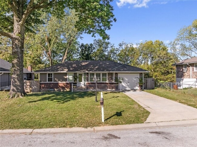 Photo - 1816 N 60 St