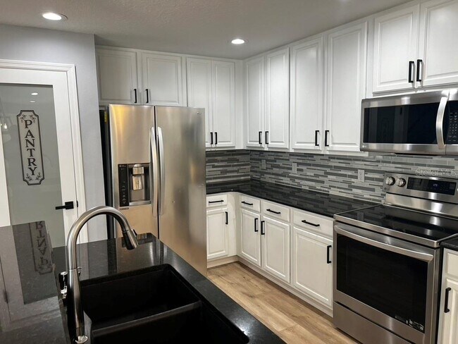 Photo - 2705 Wild Tamarind Blvd