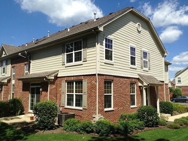Building Photo - 10 Carrington Cir