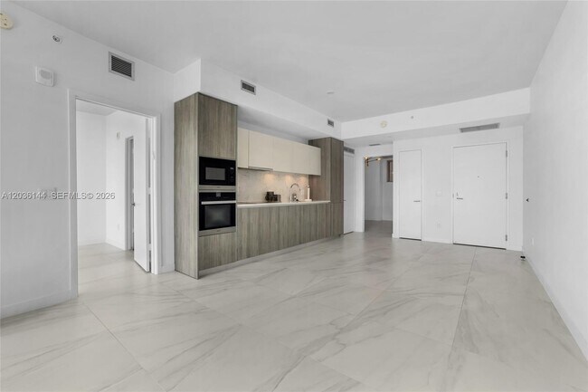 Photo - 2900 NE 7th Ave Unidad 1806