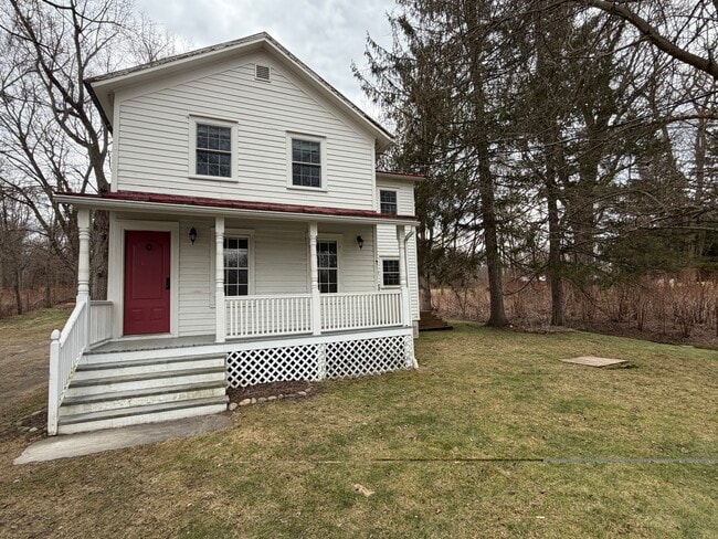 Building Photo - 100 Summerset Rd