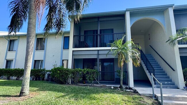Building Photo - 1114 Green Pine Blvd Unit C1 Rental