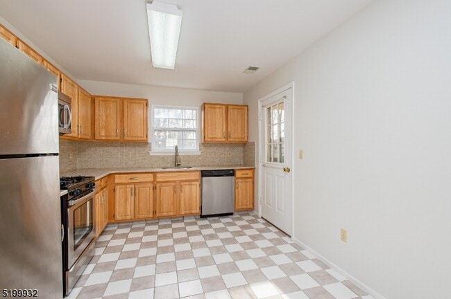 Photo - 417 Ripley Ct