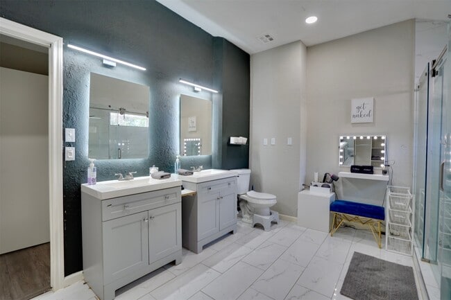 Photo - 4010 Oak Terrace Ct