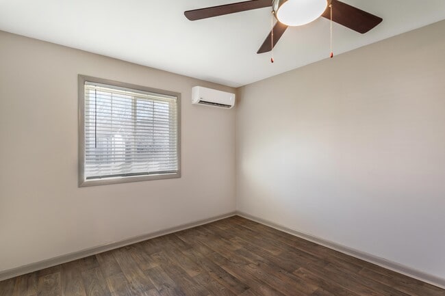 Photo - North Park Apartments