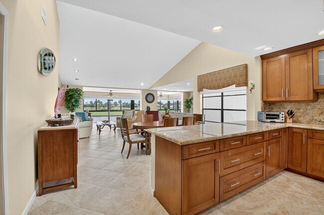 Photo - 21 Eastgate Dr Unit D