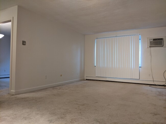 Livingroom - 100 Summer St Unit 1-2