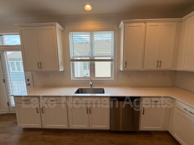 Photo - 222 Gilead Rd