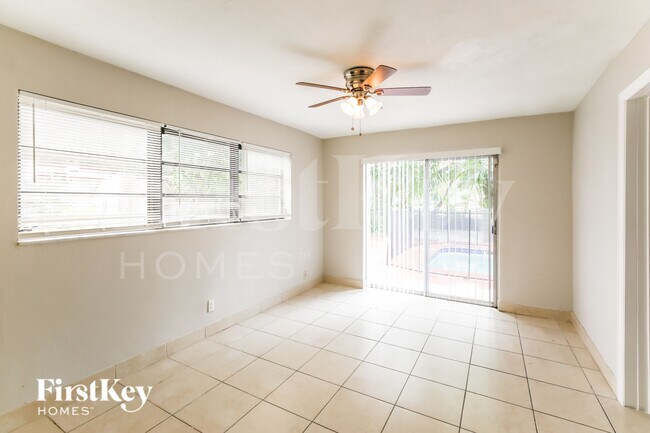 Photo - 3427 NW 37th St