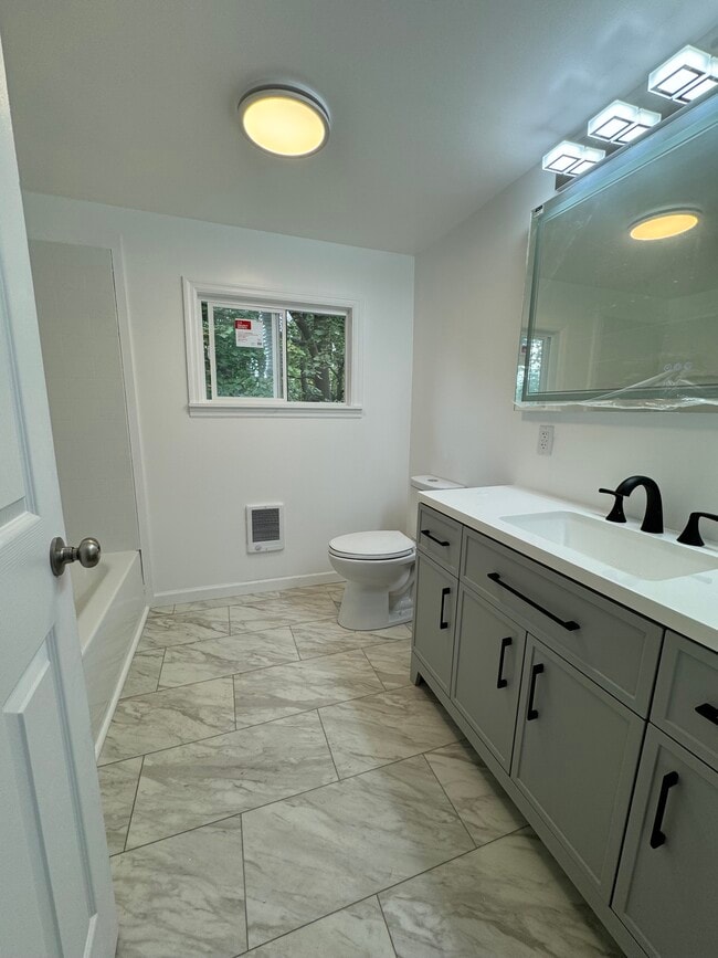 Photo - 3902 Pennsylvania 378