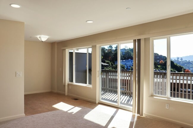 Photo - 55 Marinero Cir Unit 104