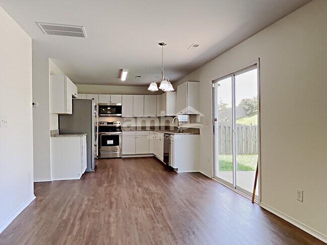 Photo - 8443 Redding Glen Ave