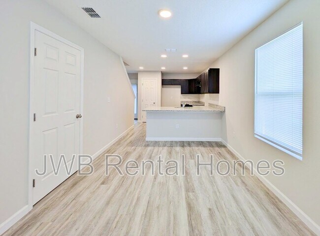 Photo - 708 Franklin St