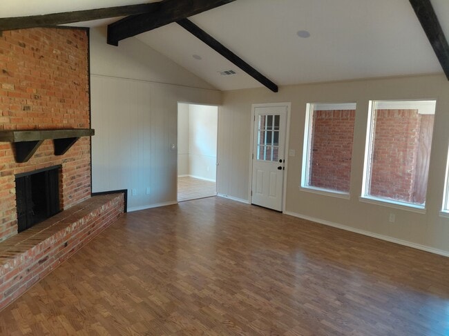 Photo - 3305 Lynbrook Dr