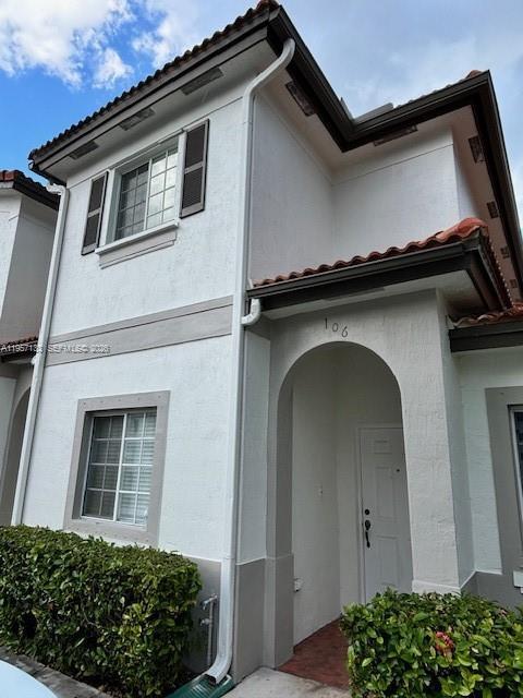 Building Photo - 8440 SW 150th Ave