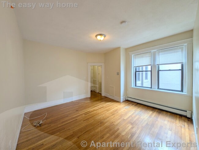 Photo - 77 Hancock St Unidad #7