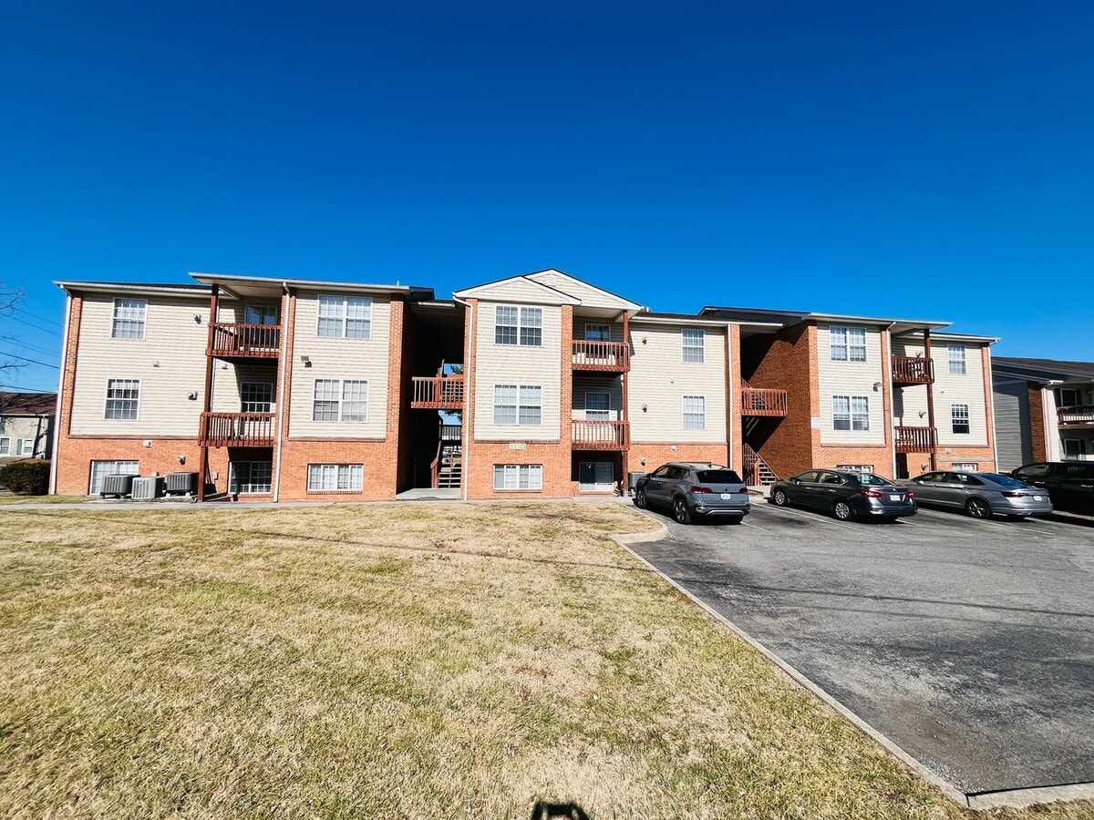 2 Bedroom 1 Bathroom Condo - 2 Bedroom 1 Bathroom Condo