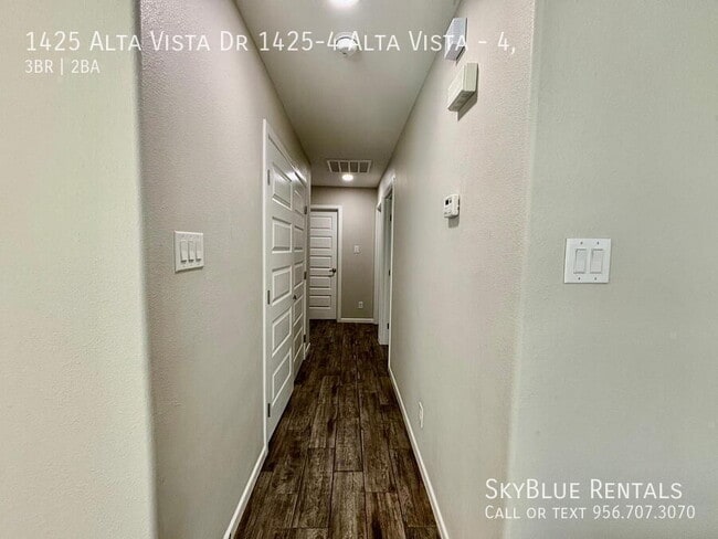 Photo - 1425 Alta Vista Dr Unit 4,