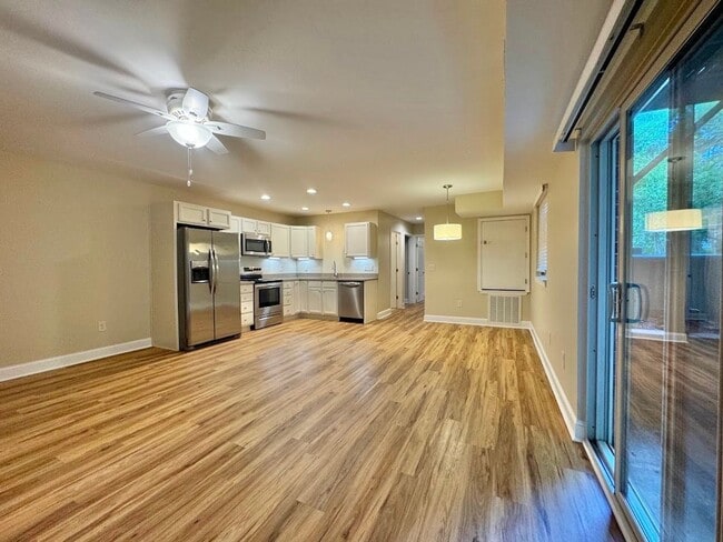 Photo - First Floor renovated two-bedroom, one-bath apartment in downtown Morganton Unidad B102