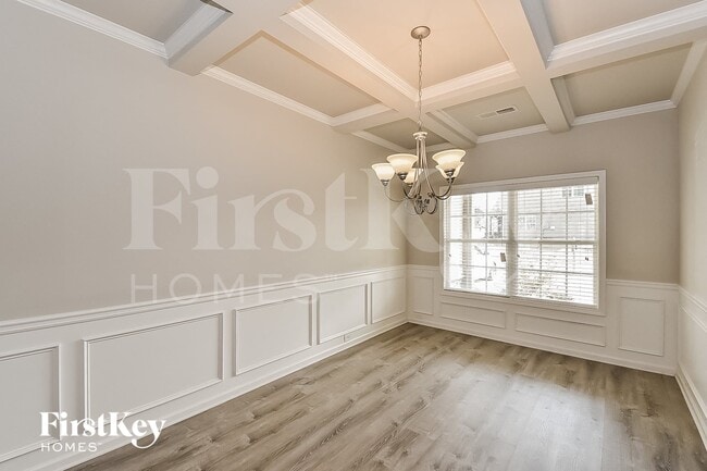 Photo - 273 Cliffhaven Cir