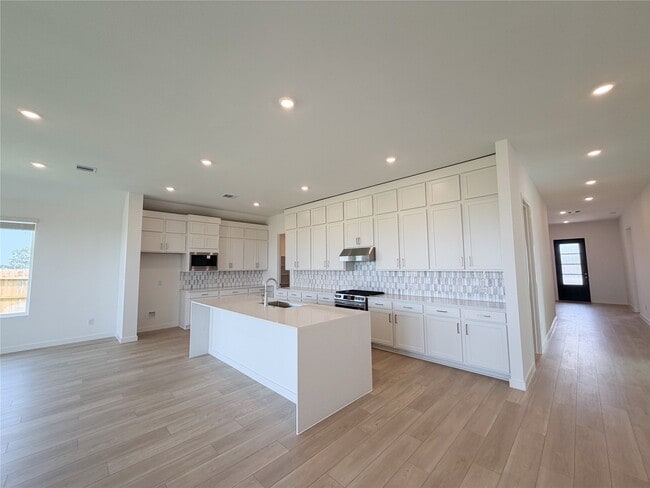 Photo - 2503 Pine Bluff Dr