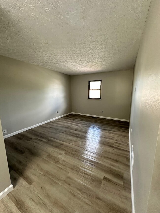 Photo - 1827 Watertower Dr Unidad 1827