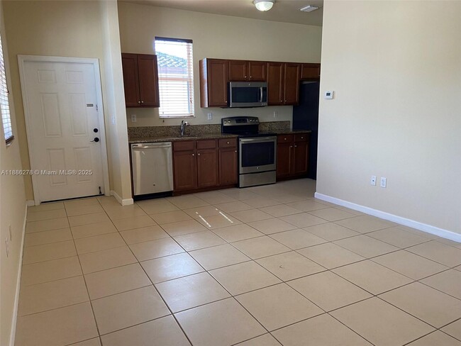 Photo - 16945 SW 90th Terrace Cir Unit 0