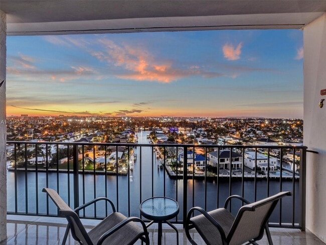 Building Photo - 521 N Riverside Dr Unit 1209