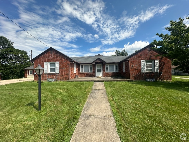 Building Photo - 5388 Chapmans Rd Rental