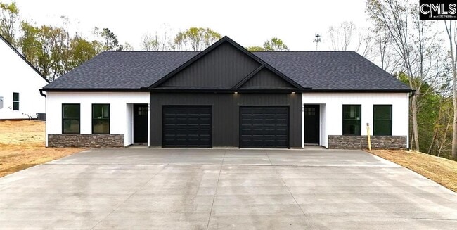 Building Photo - 380 Davis Rd Rental