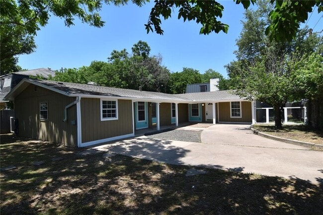 Photo - P1-2913 East 51st Street Austin, TX 78723 Unit B