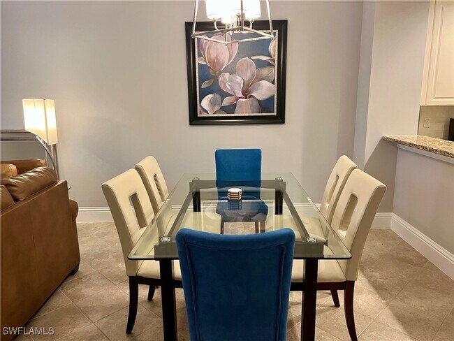 Building Photo - 5068 Annunciation Cir Unit 209 Rental