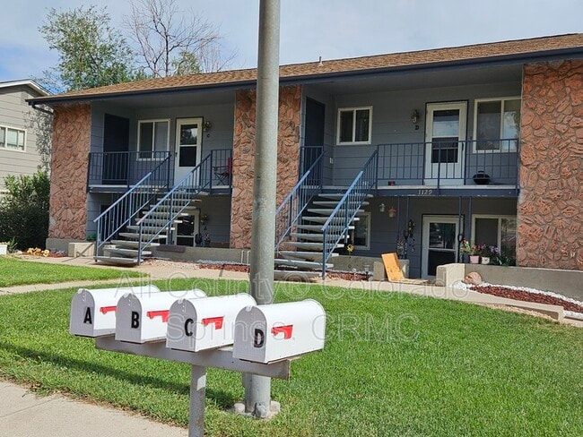 Building Photo - 1129 Cree Dr Unit C