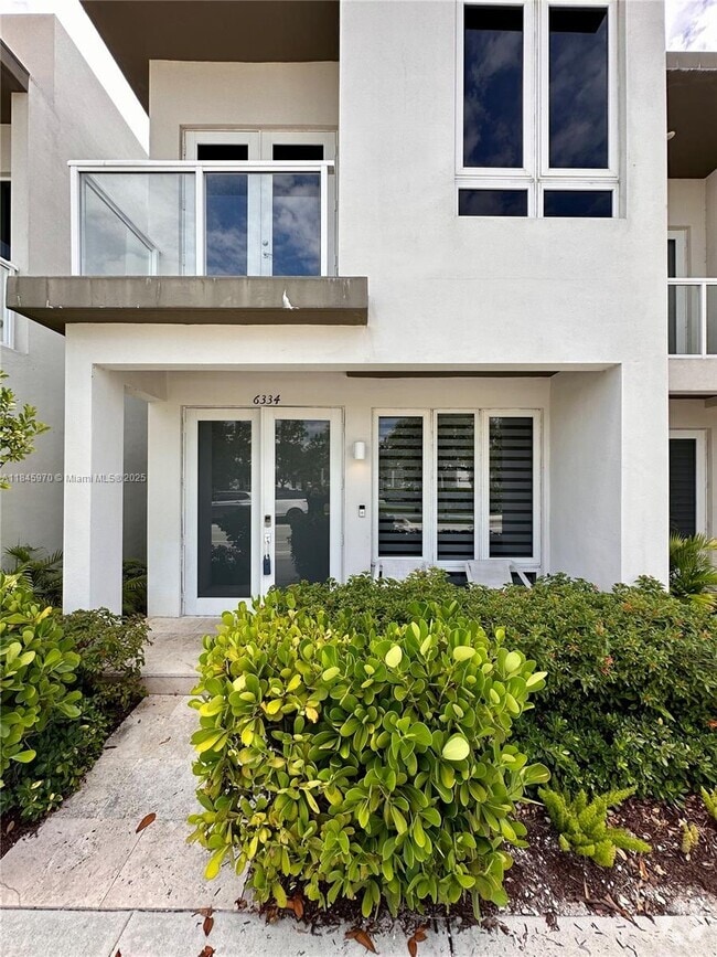 Building Photo - 6334 NW 104th Path Rental