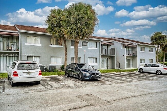 Photo - 1139 Lake Terry Dr Unidad M Rental