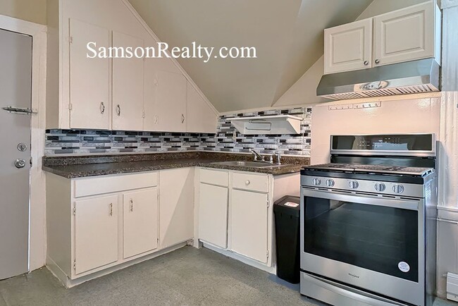 Photo - 339 East Ave Unit 3