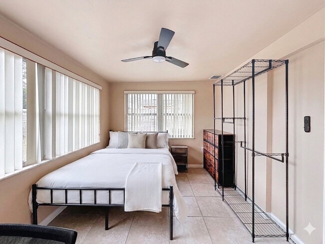 Photo - 3632 Brompton Dr