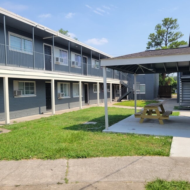 Photo - 4525 Weaver Rd