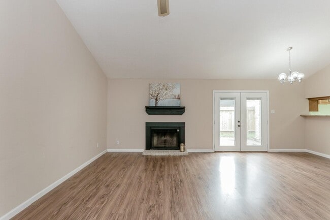 Photo - 2146 Greenbriar Colony Dr Unit 3